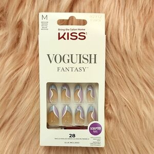 Brand New KISS VOGUISH FANTASY False Nails-M